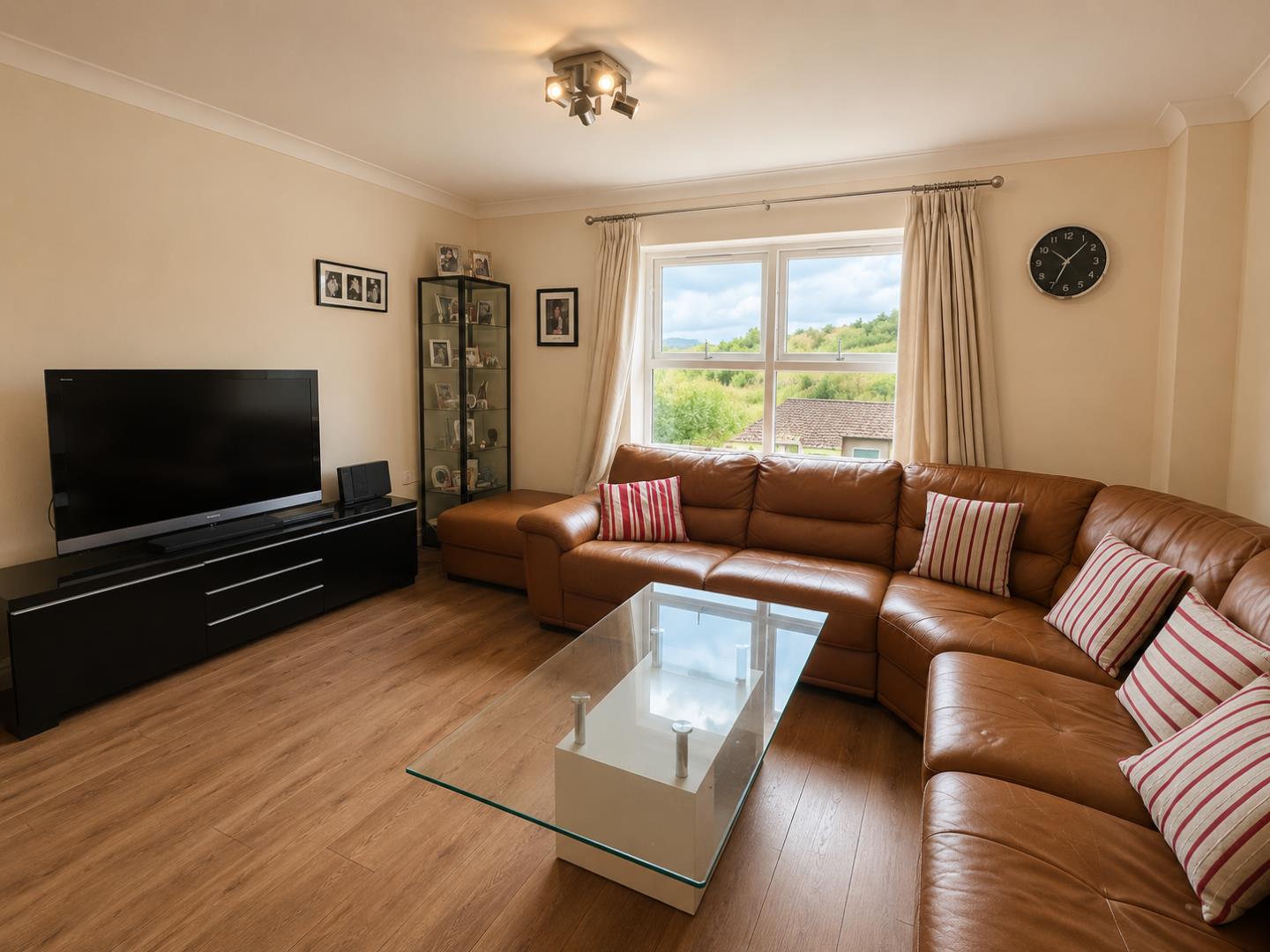 loveyourpostcode.com Macdonald-Close-Tividale-34836494