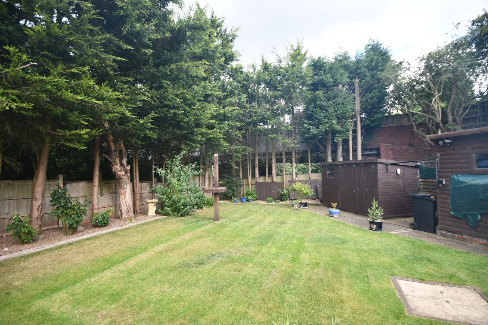 loveyourpostcode.com Kingsford-Nouveau-Kingswinford-33997292