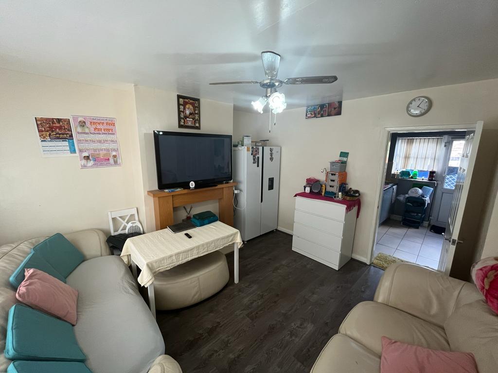 loveyourpostcode.com Allerton-Lane-West-Bromwich-32419167