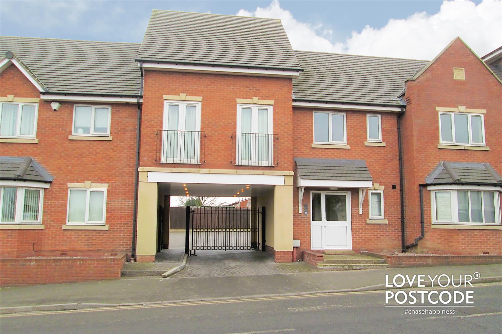 Newhall Street,Tipton