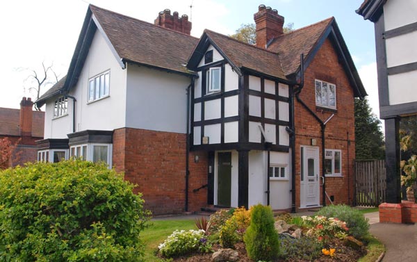 Estate-Agents-in-Hall-Green